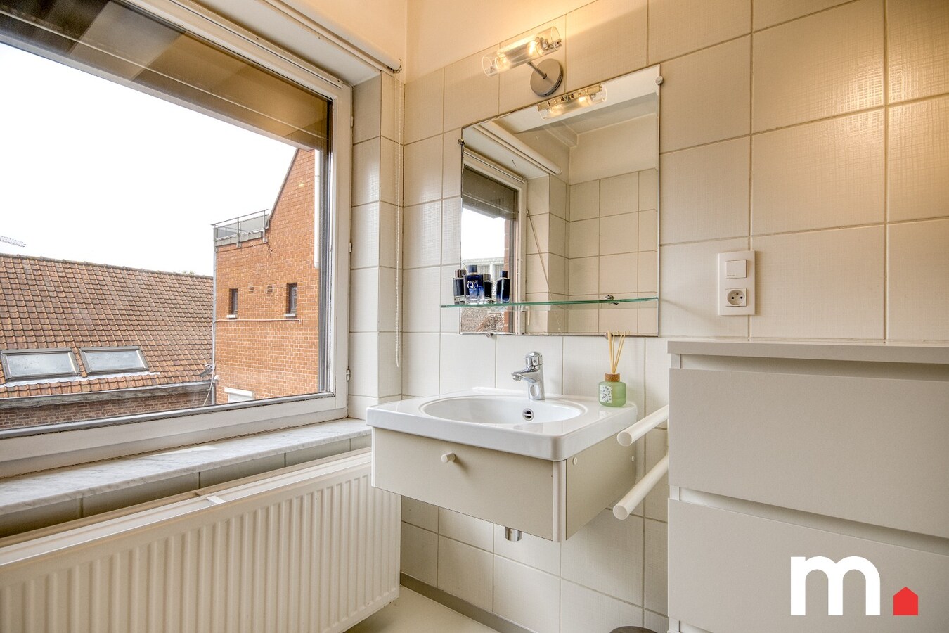 TOPPER !  Fantastisch gelegen appartement op het Overbekeplein in hartje Kortrijk ! 