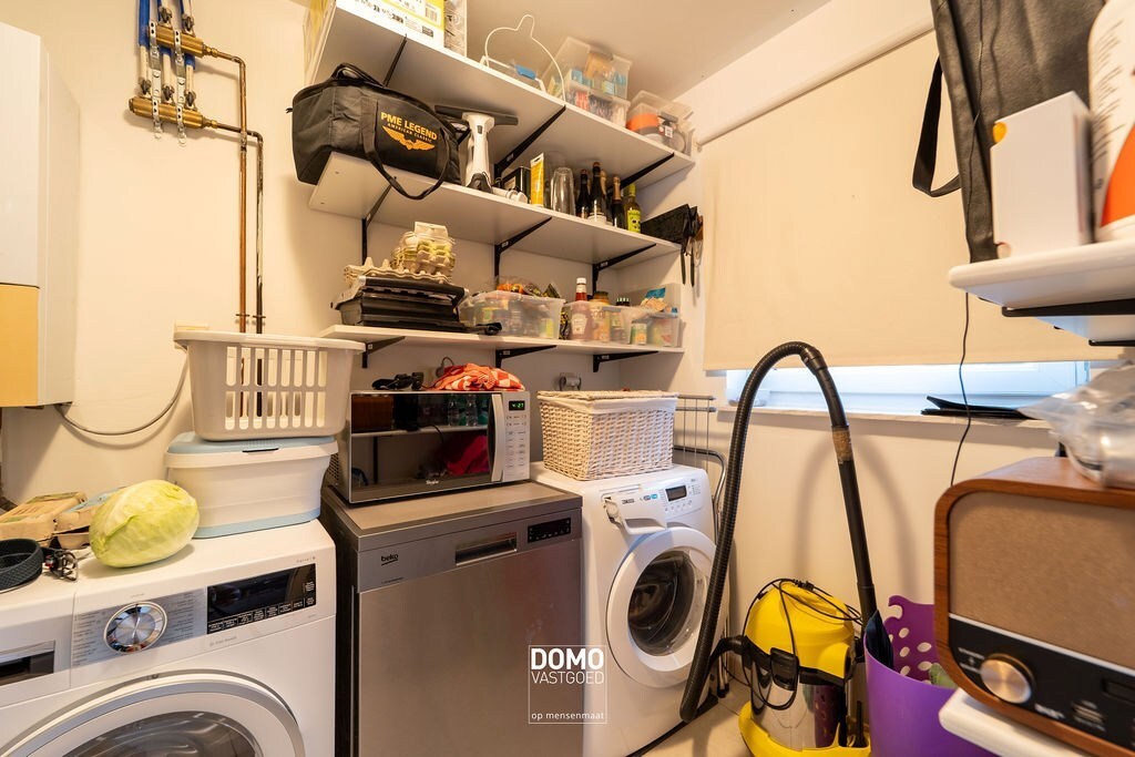 INSTAPKLAAR DUPLEXAPPARTEMENT MET TERRAS EN AUTOSTANDPLAATS IN HEUSDEN-ZOLDER 