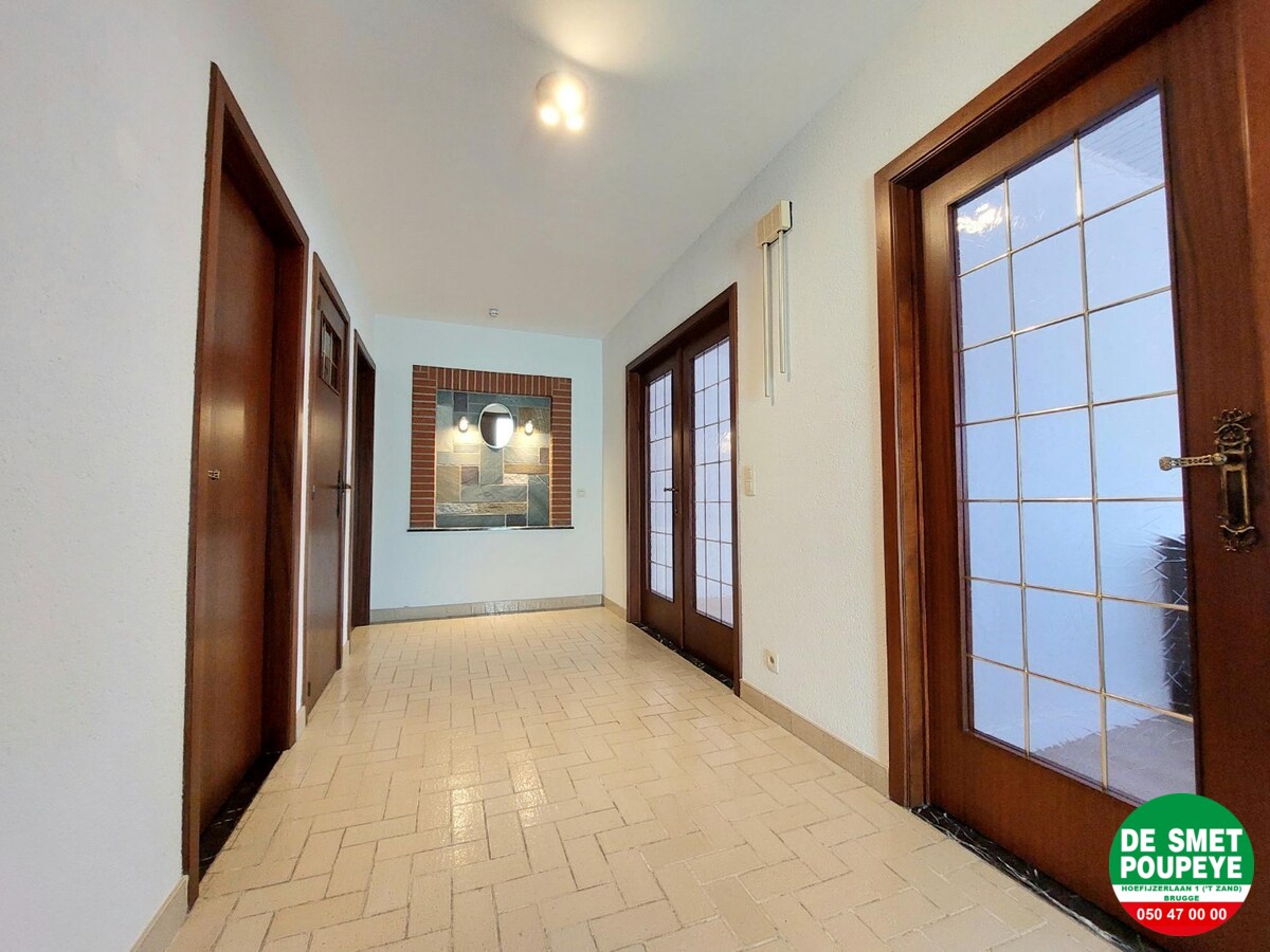 Ruime alleenstaande villa 