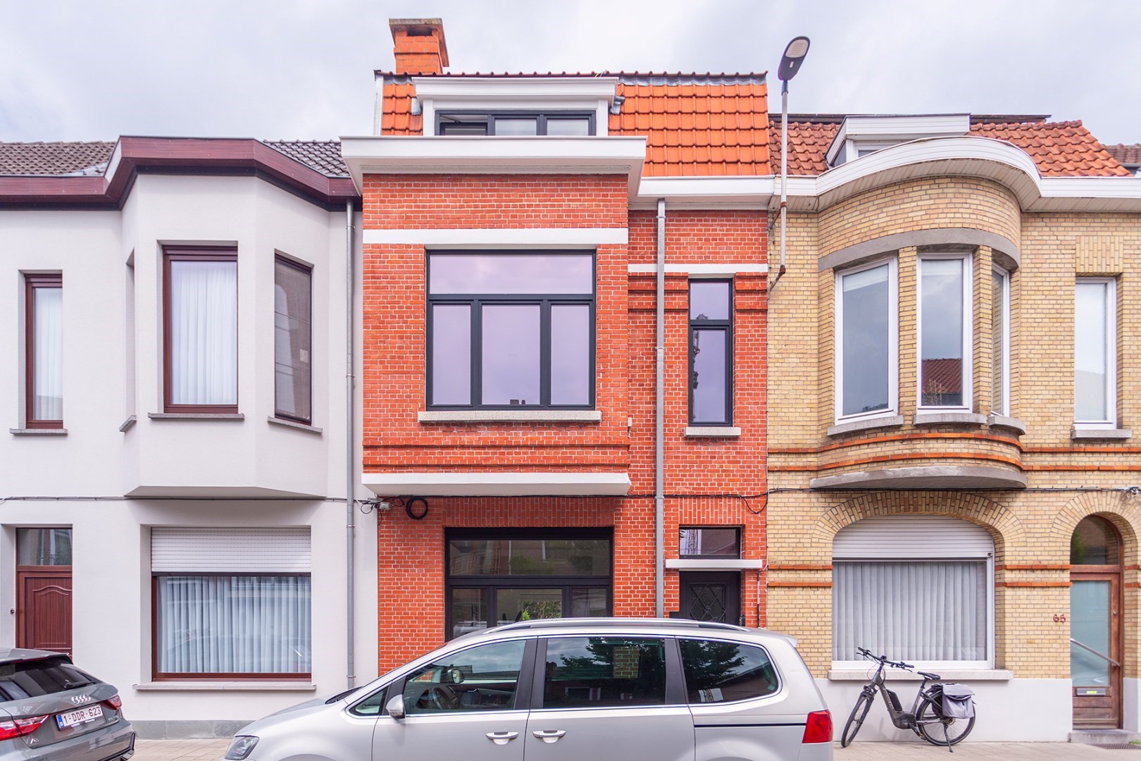 Uniek gerenoveerde en instapklare woning op toplocatie in Sint-Amandsberg 