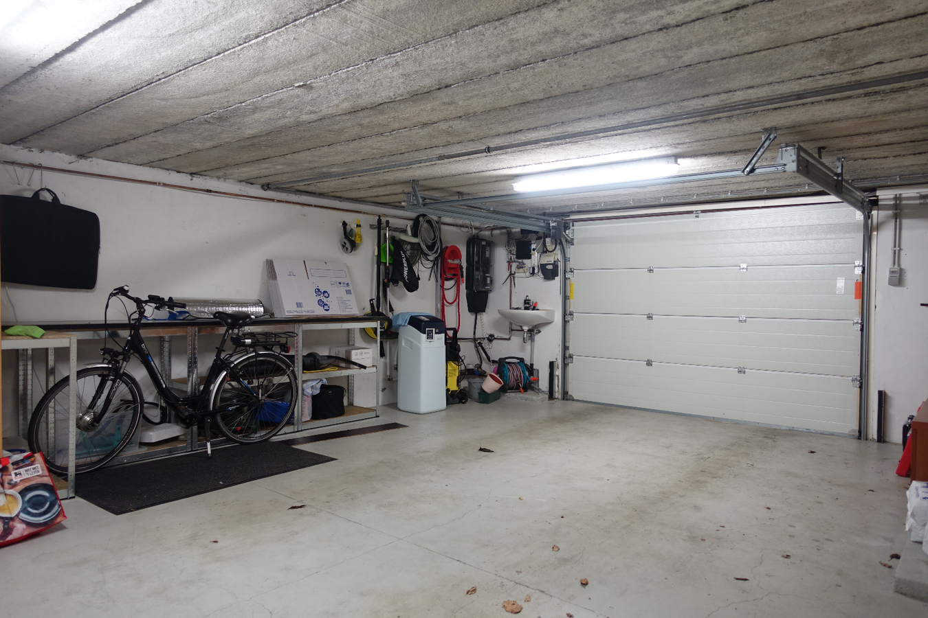 Uitzonderlijke villa in doodlopende straat te Varsenare 