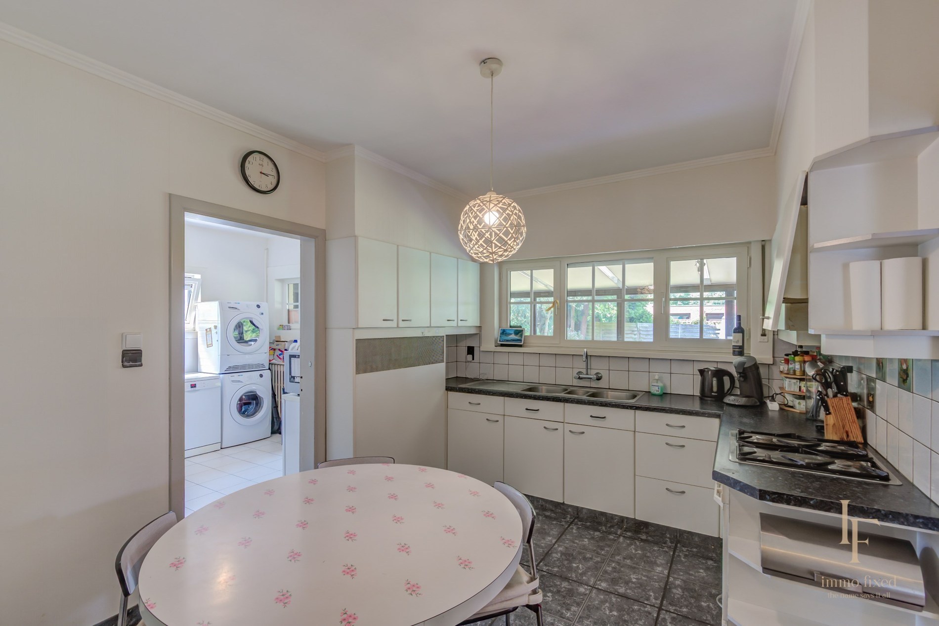 Ruime villa met 4 slaapkamers – renovatieproject met potentieel! 