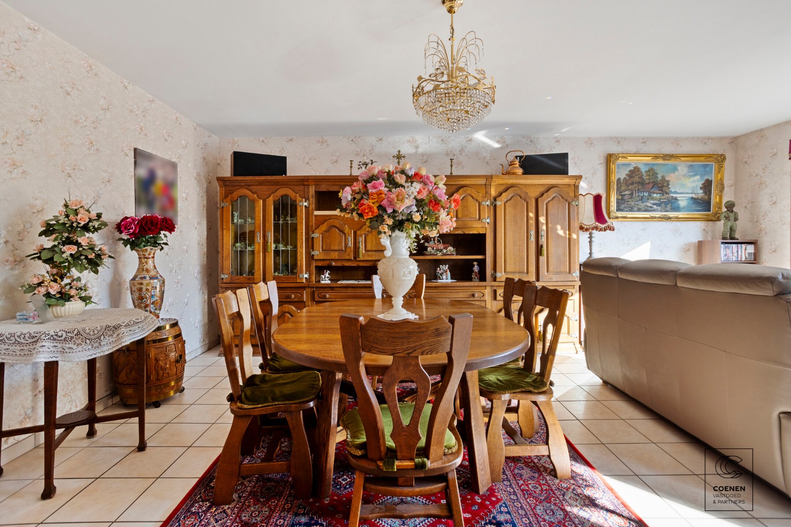 Lichtrijk appartement van 94 m² met twee slaapkamers te Zwijndrecht! 