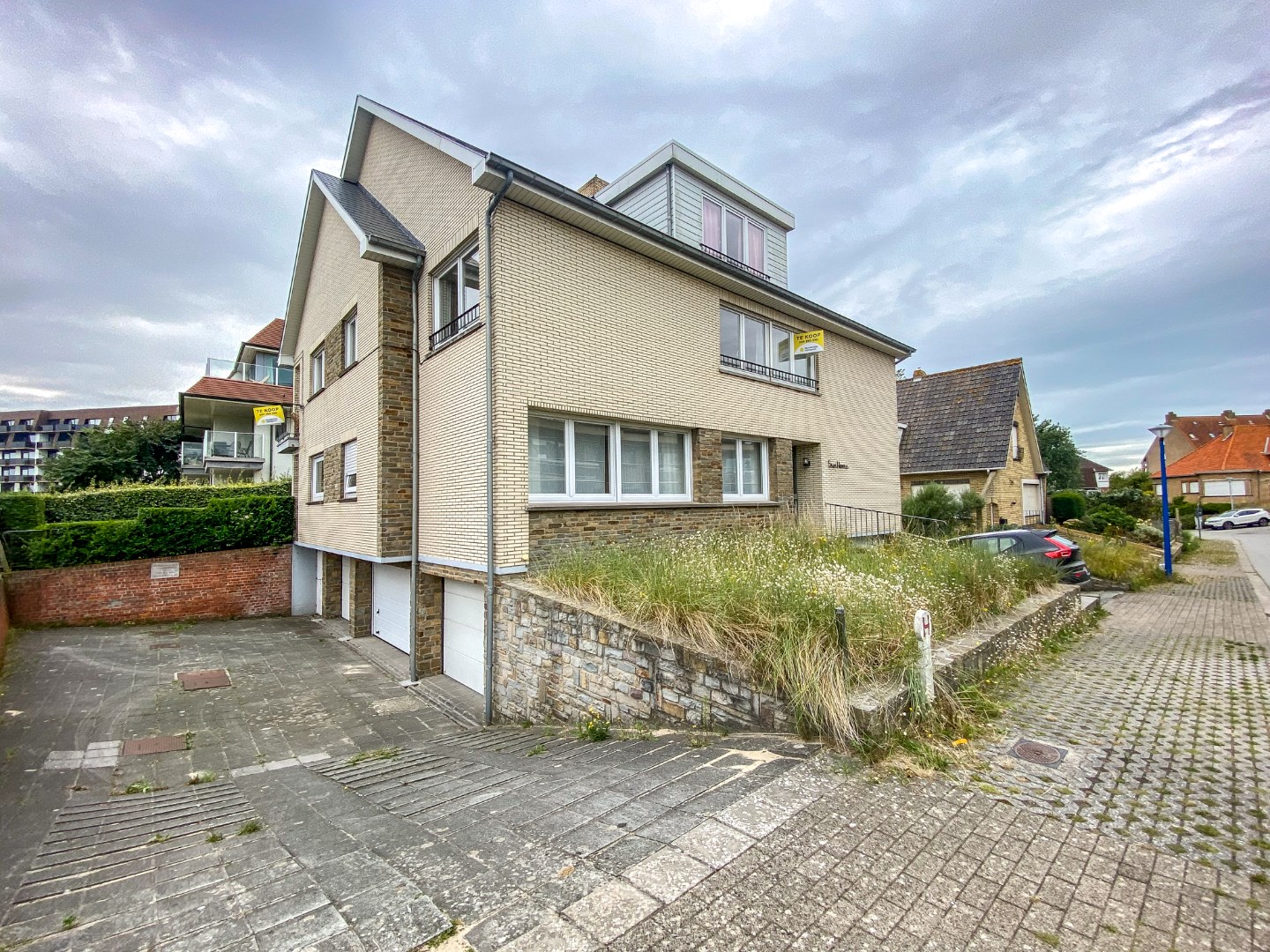 Lichtrijk 2-slaapkamerappartement 109m² te Koksijde op 250m van het strand. 