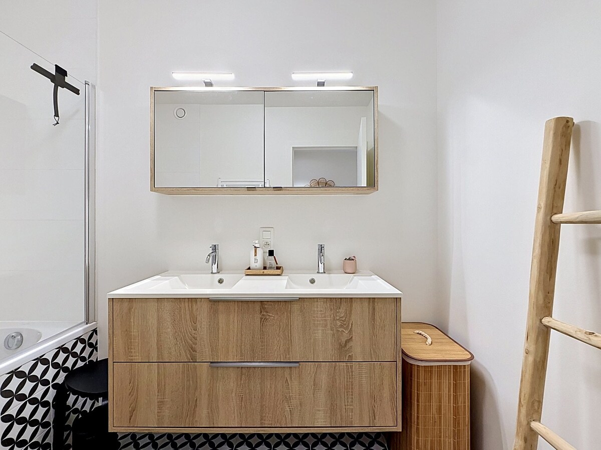 Nieuw appartement met riant terras en garage te centrum Zottegem 