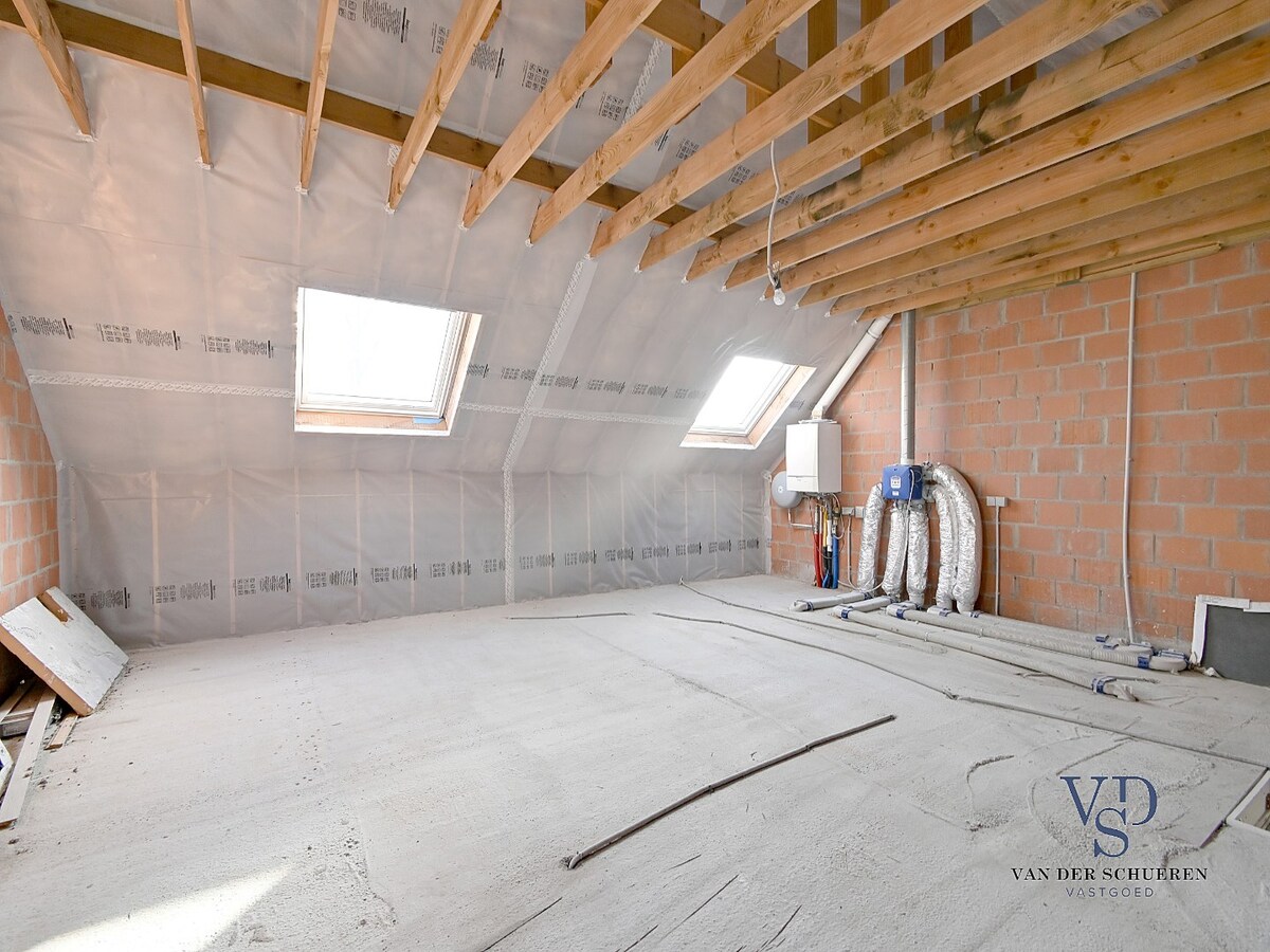 Recente pastorijwoning in hartje Dikkelvenne. 