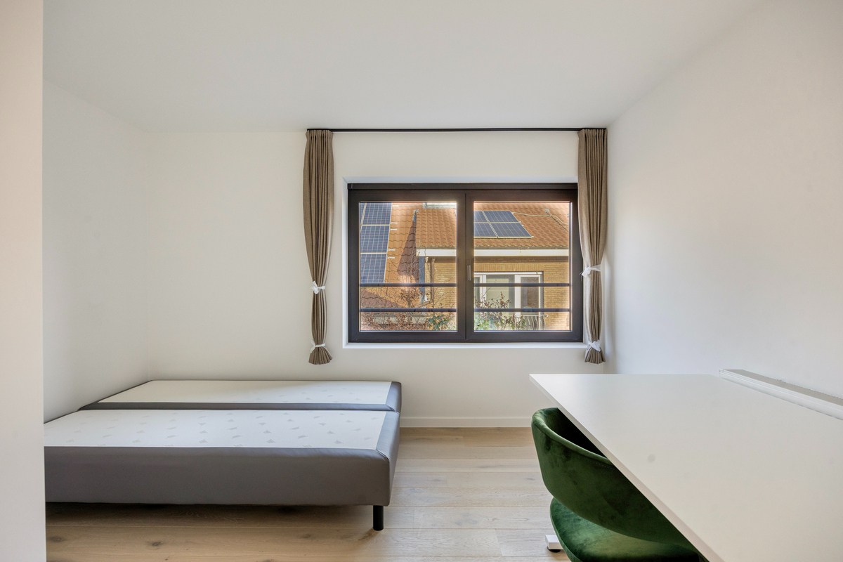 Volledig gerenoveerd en gemeubelde studentenkamer met privé badkamer en tuin - EPC A! 