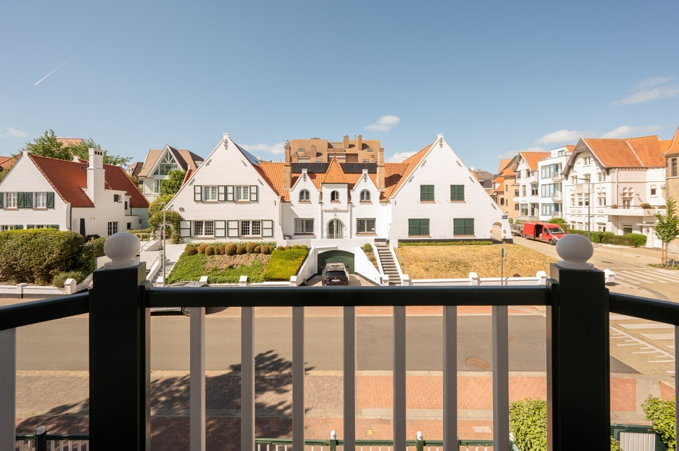 Unieke villa in eclectische stijl – een karaktervol pareltje in Duinbergen 