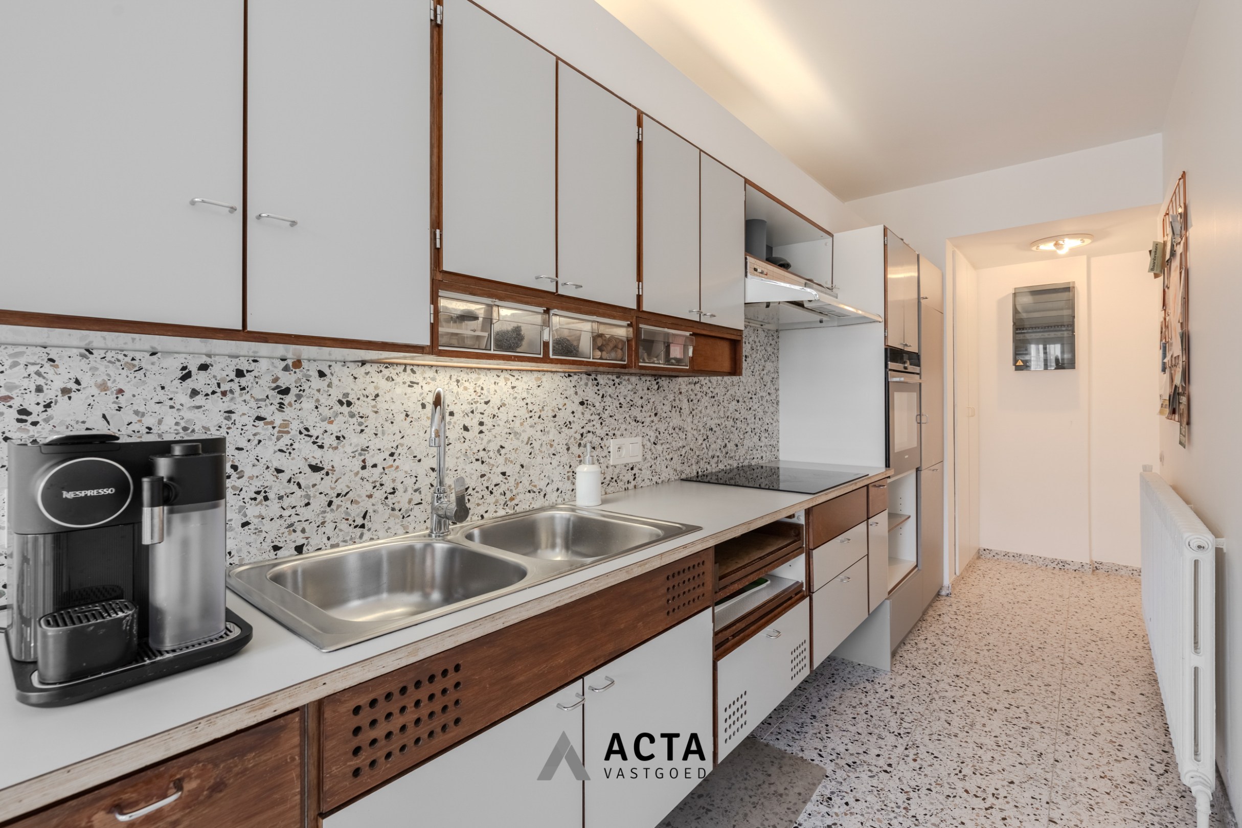 Instapklaar appartement met 2 terrassen in het centrum 