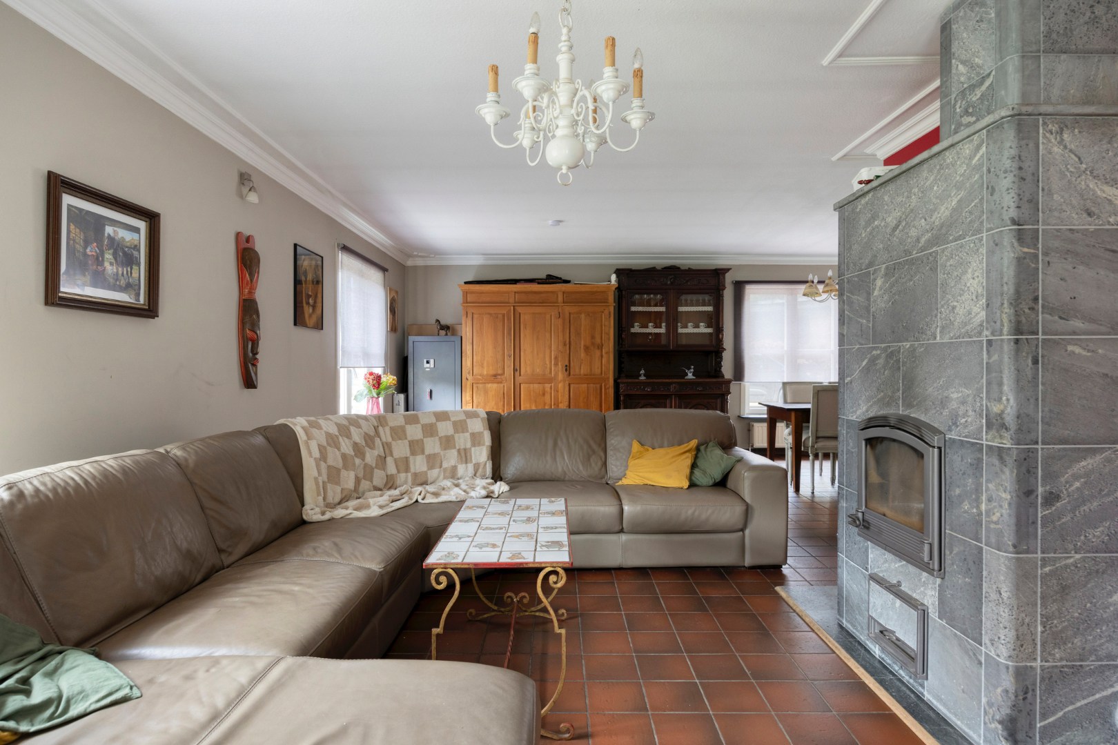 Ruime instapklare woning met 4 slpk. op perceel van 61a 2ca in Mol 