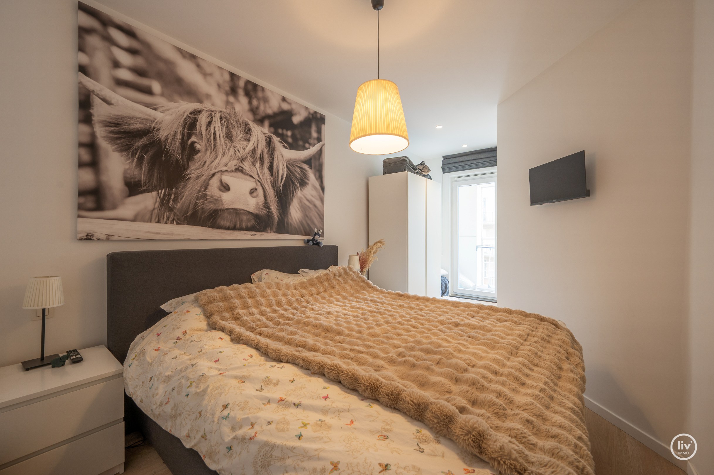 Appartement spacieux et récent (2015) avec une agréable terrasse dans un emplacement agréable sur l'avenue Léopold à Knokke. 