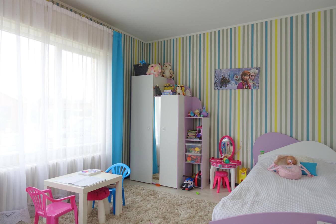 Ruime bungalow met grote zonnige tuin 