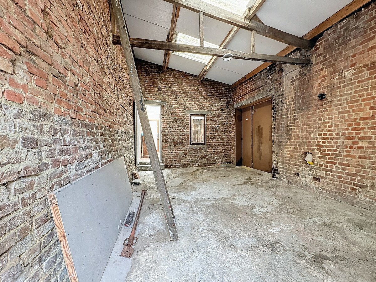 Karaktervolle woning met 3 kamers en tuin centrum Herzele 