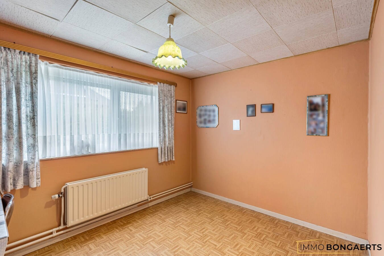 Vrijstaande woning met 3 slaapkamers 