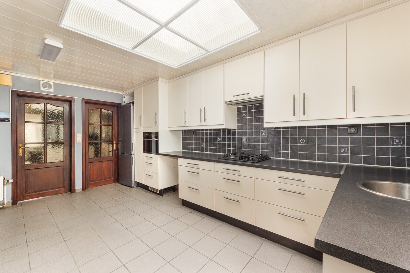 Te renoveren woning met 3 slpk en stadstuin te Hoboken! 