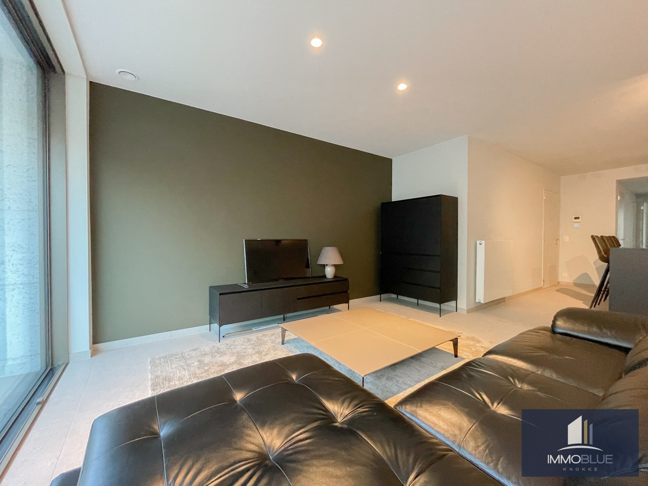 Appartement neuf avec terrasses situé sur l' avenue Paul Parmentier. 