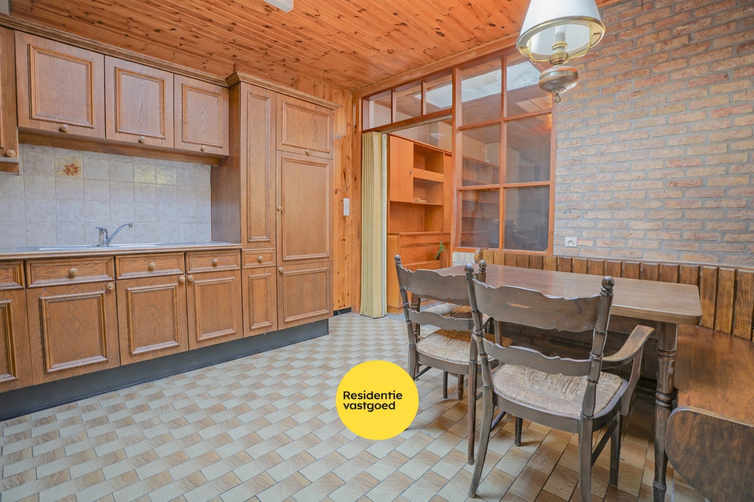 Karaktervolle stadswoning met uitzonderlijke ruimte en tal van mogelijkheden op 210 m² 