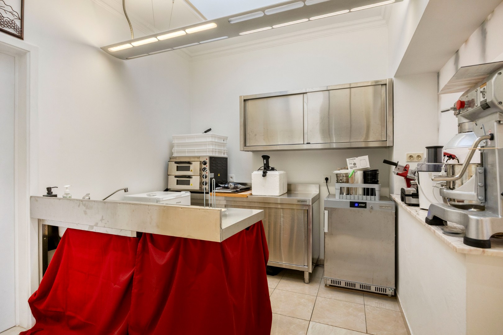 Woning met 3 ruime slaapkamers, bureau, tuin , kelder en zolder in Kessel-Lo! - EPC 198 kWh/m² - bewoonbare opp. 233 m² 
