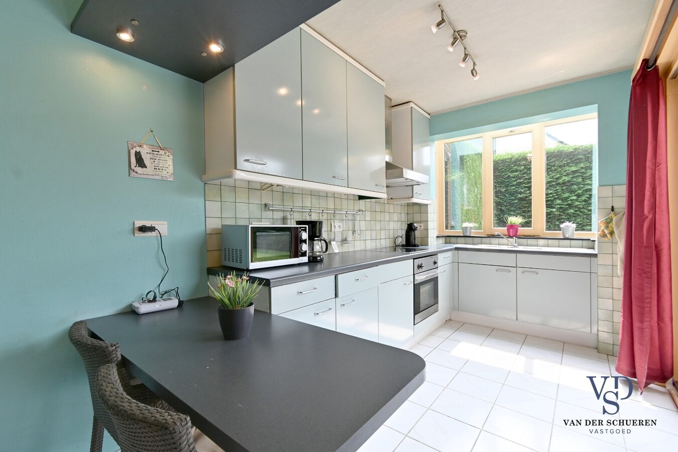 Tijdloos en lichtrijk wonen. 