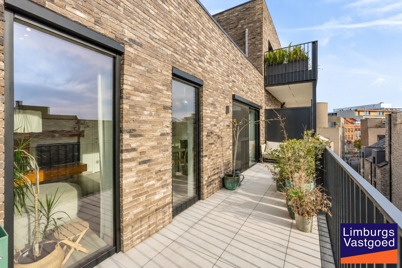 Lichtrijk BEN-appartement, 1 slpk, met ruim terras op toplocatie! 