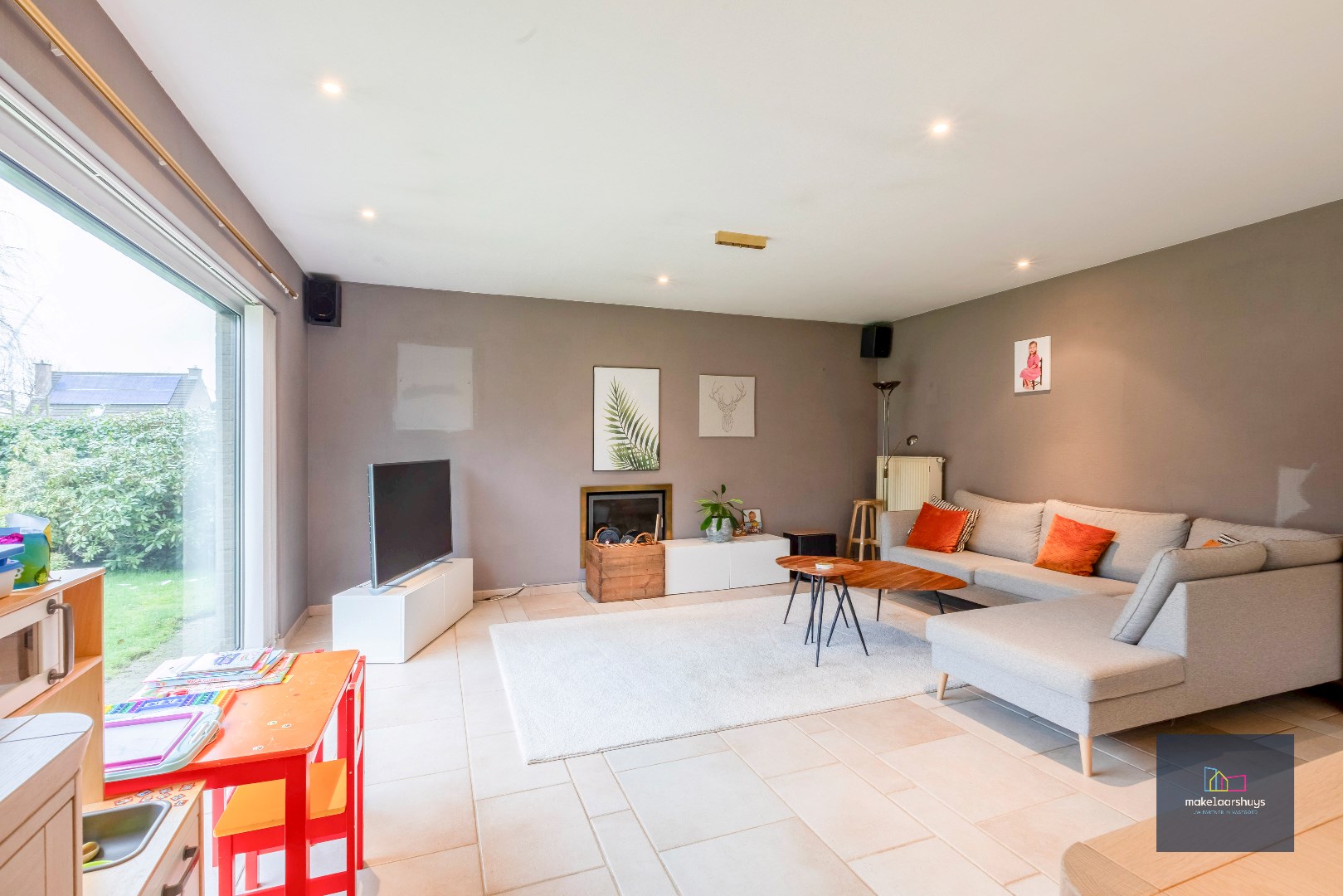 Gunstig gelegen ruime bungalow in Mariakerke met tuin 