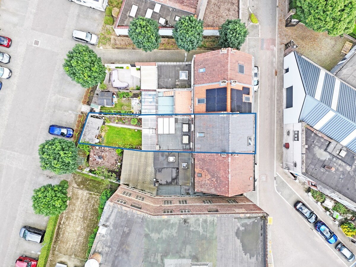 Centraal gelegen, instapklare woning met tuin te Lembeek 