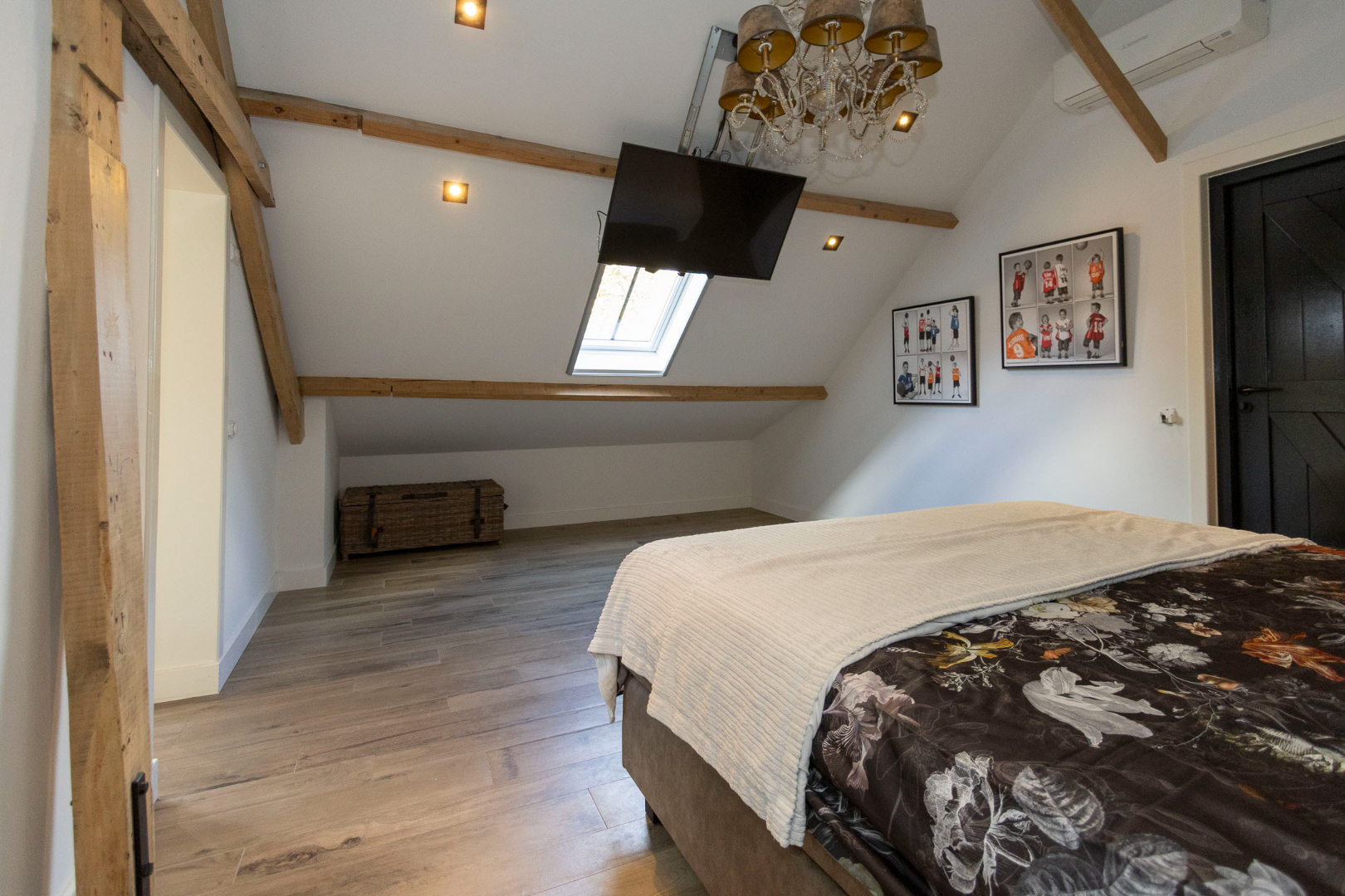 Woonboerderij te koop in Weert