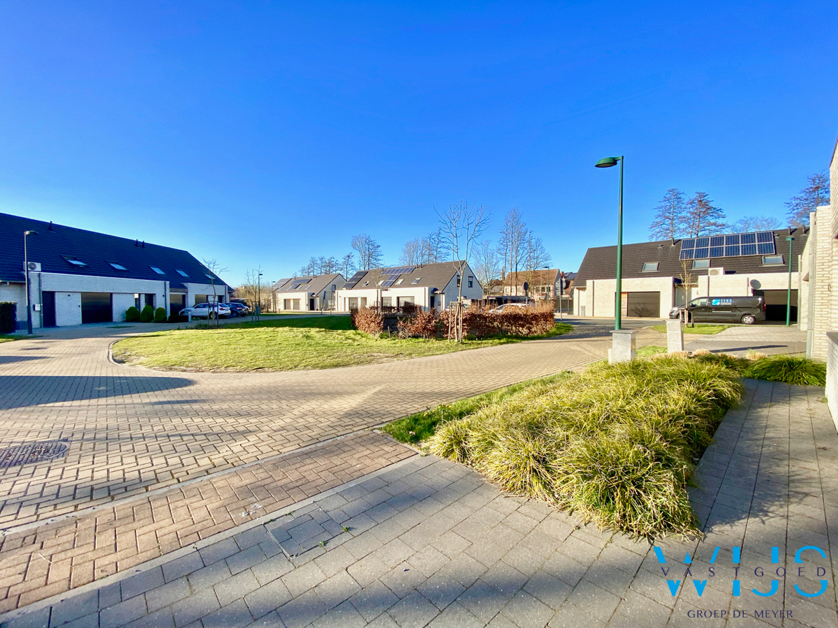 Recent instapklaar woonhuis in het centrum van Assenede ! 