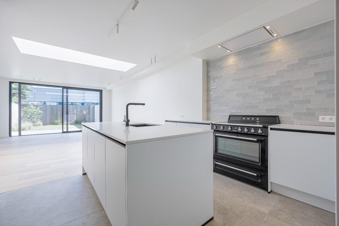 Top gerenoveerde en energiezuinige gezinswoning in het hart van Heist. 