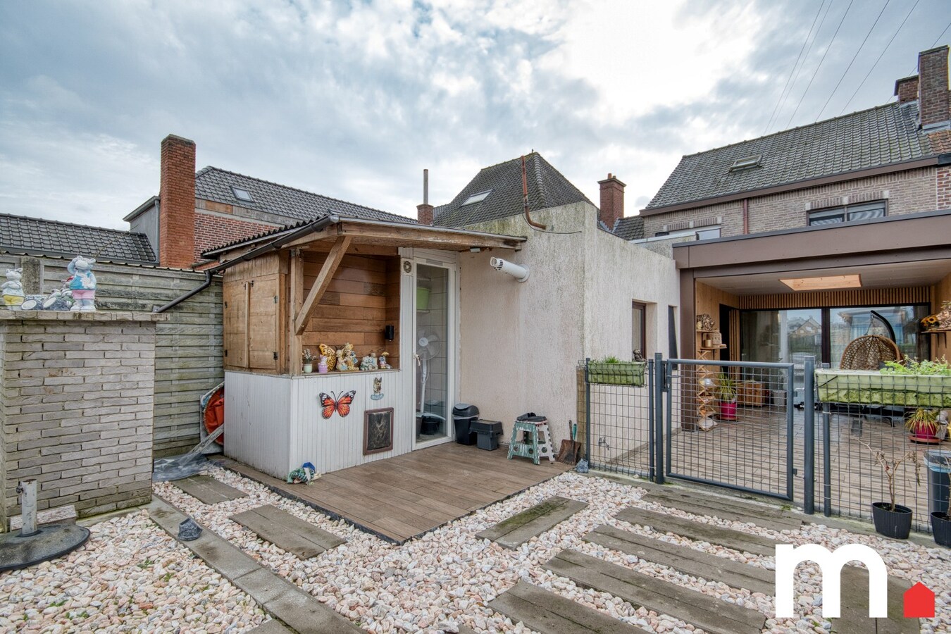 Instapklare woning te Deerlijk met 4 slaapkamers nabij het centrum! EPC B 