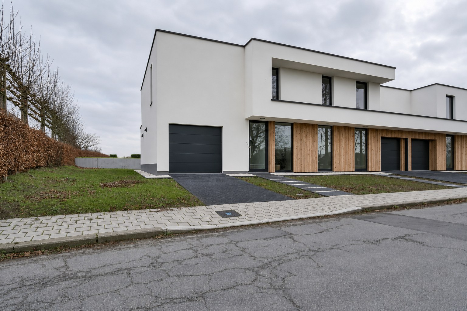 Ruime afgewerkte nieuwbouwwoning met landelijk zicht! 