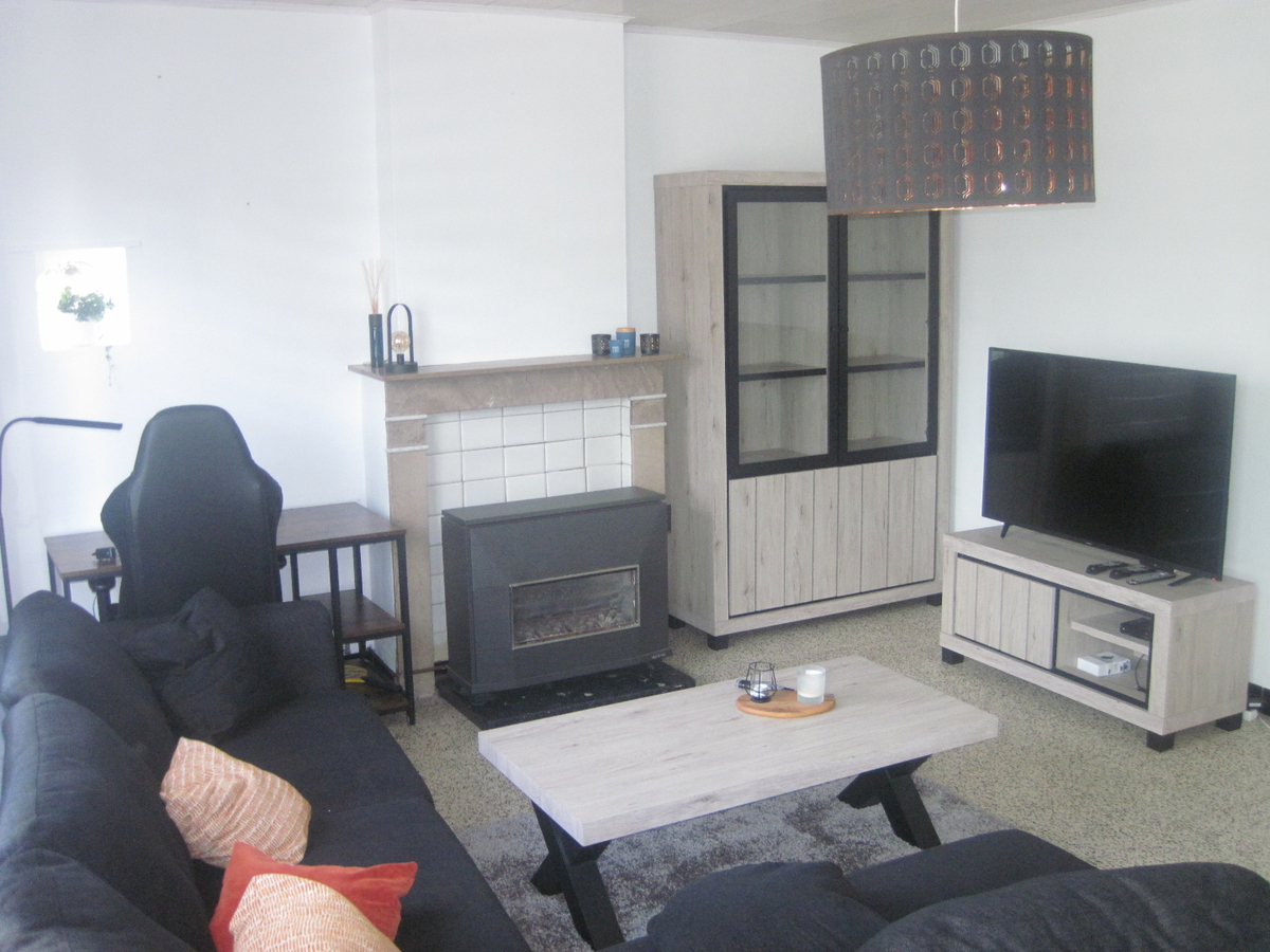 Praktische, goed onderhouden woning met tuin. 