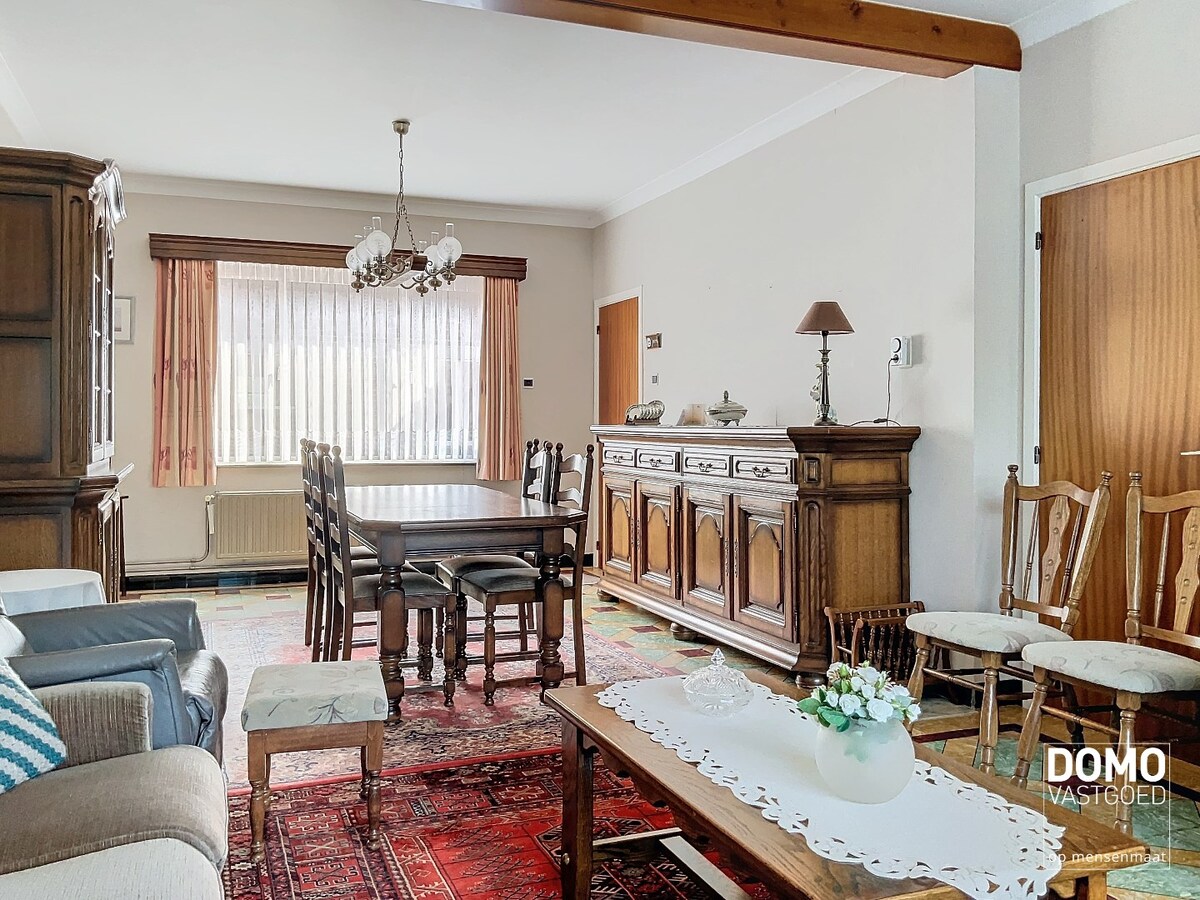 Uniek en idyllisch gelegen woning te Alken. 