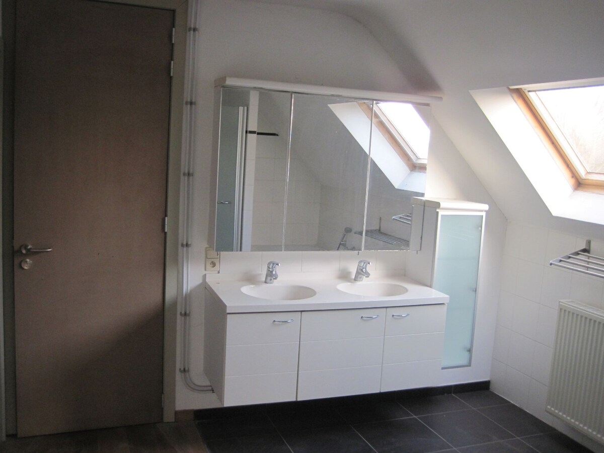 Ruim, landelijk wonen in t groene Melsen. 