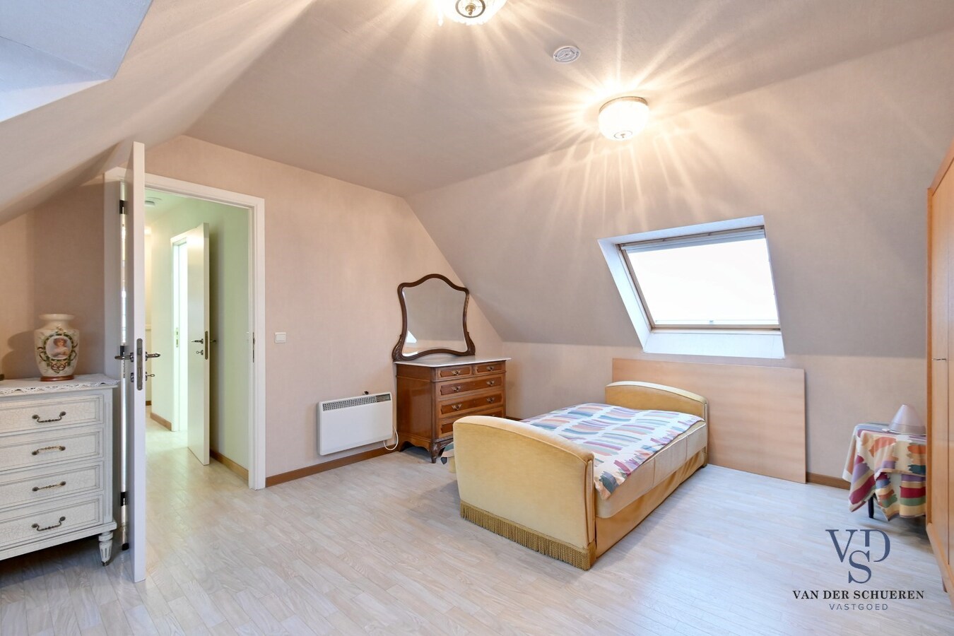 Tijdloze open bebouwing op toplocatie ! 