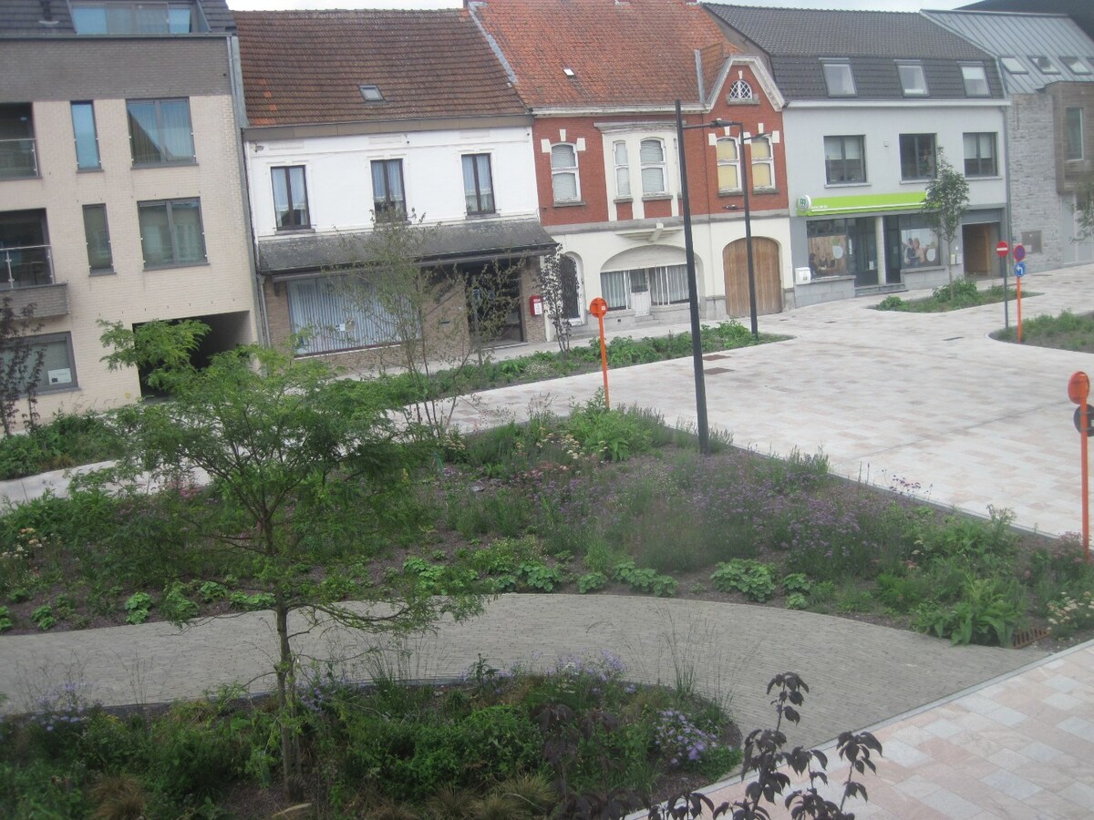 Aangenaam wonen op de Markt. 