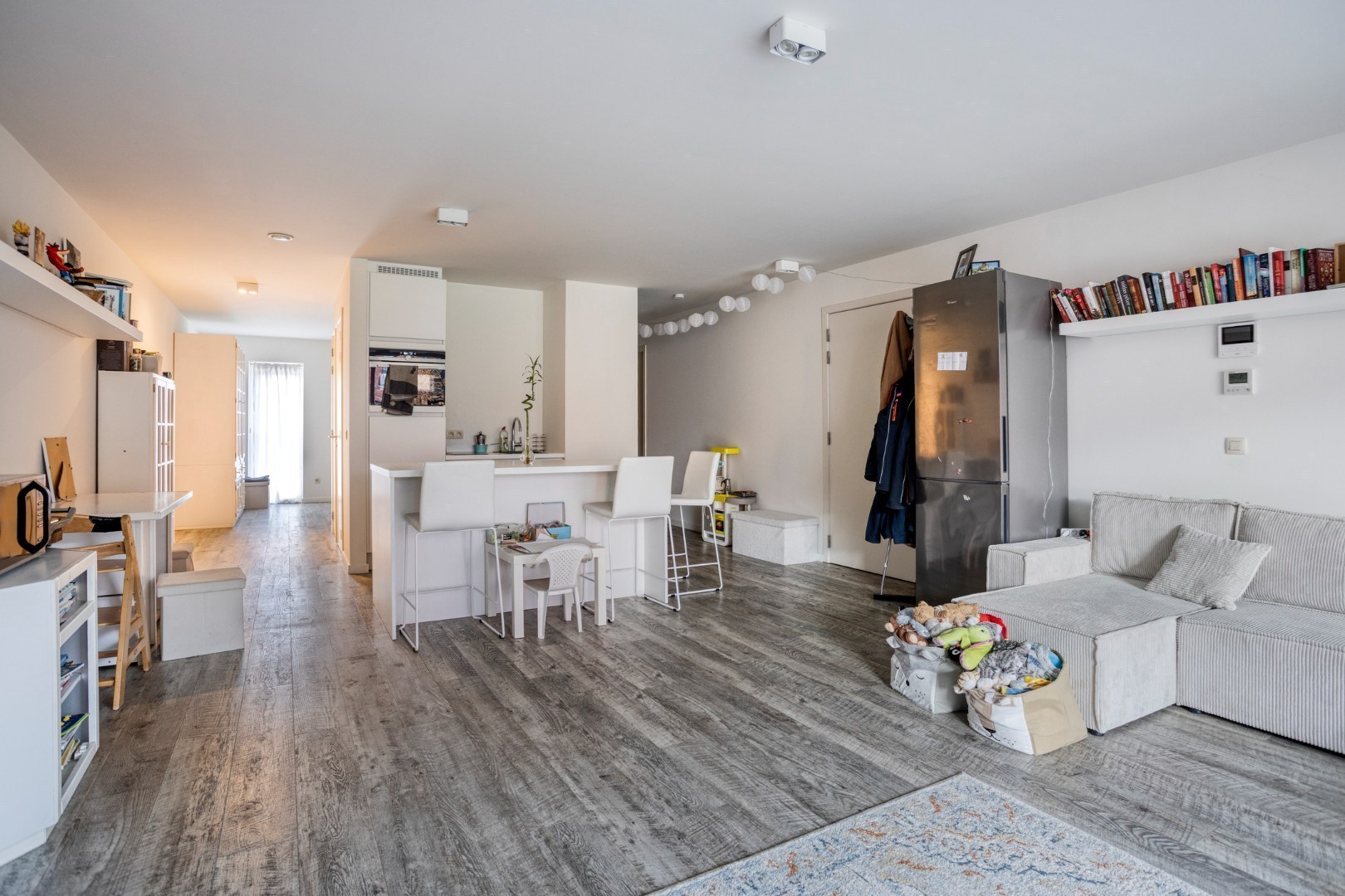 Recent en energiezuinig gelijkvloers appartement met 2 slpk. In Geel-centrum 