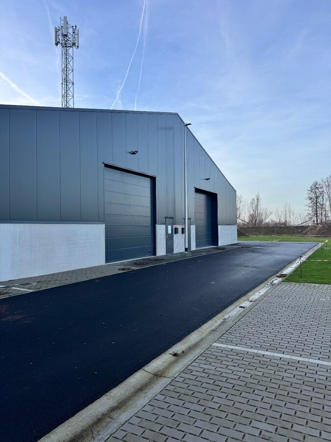 Nieuwe KMO-unit te huur in Kortemark 
