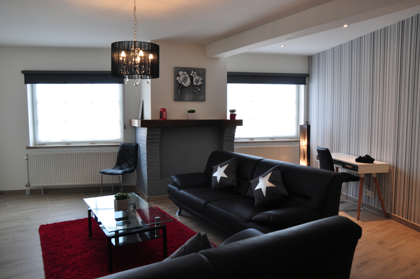 Ruim en eigentijds appartement ! Energiezuinig !!  GEEN VASTE KOSTEN. 