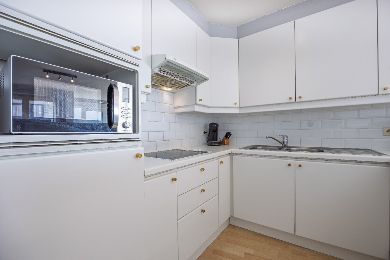 Uitzonderlijk hoekappartement met zijdelings zeezicht 