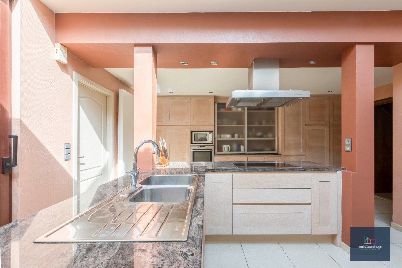 VERHUURD Co-housing : Ruime woning met tuin en dubbele garage in Gent 