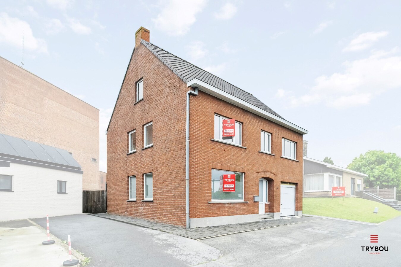 Gerenoveerde alleenstaande woning met 3 slaapkamers op perceel van 562m² 