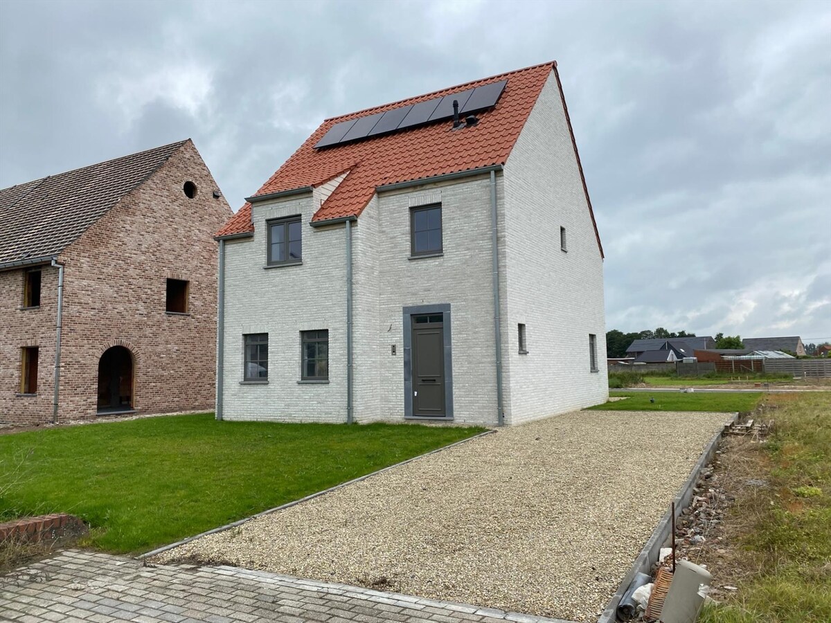 Kwalitatieve, instapklare nieuwbouwwoning met 3 slaapkamers in Houthulst - 6% BTW MOGELIJK! 