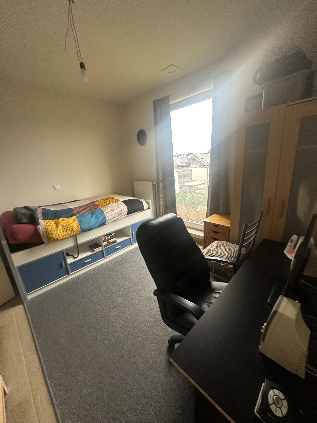 Modern 1-slpk app met terras en staanplaats 