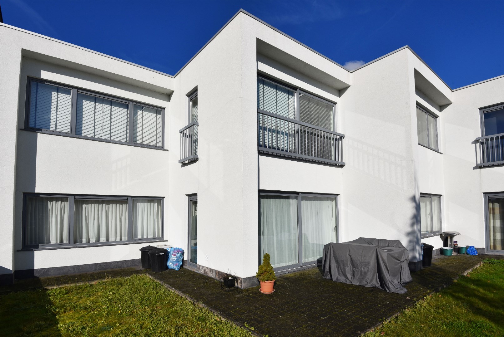 Energiezuinig 1 slpk appartement met terras &amp; tuin te Maldegem 