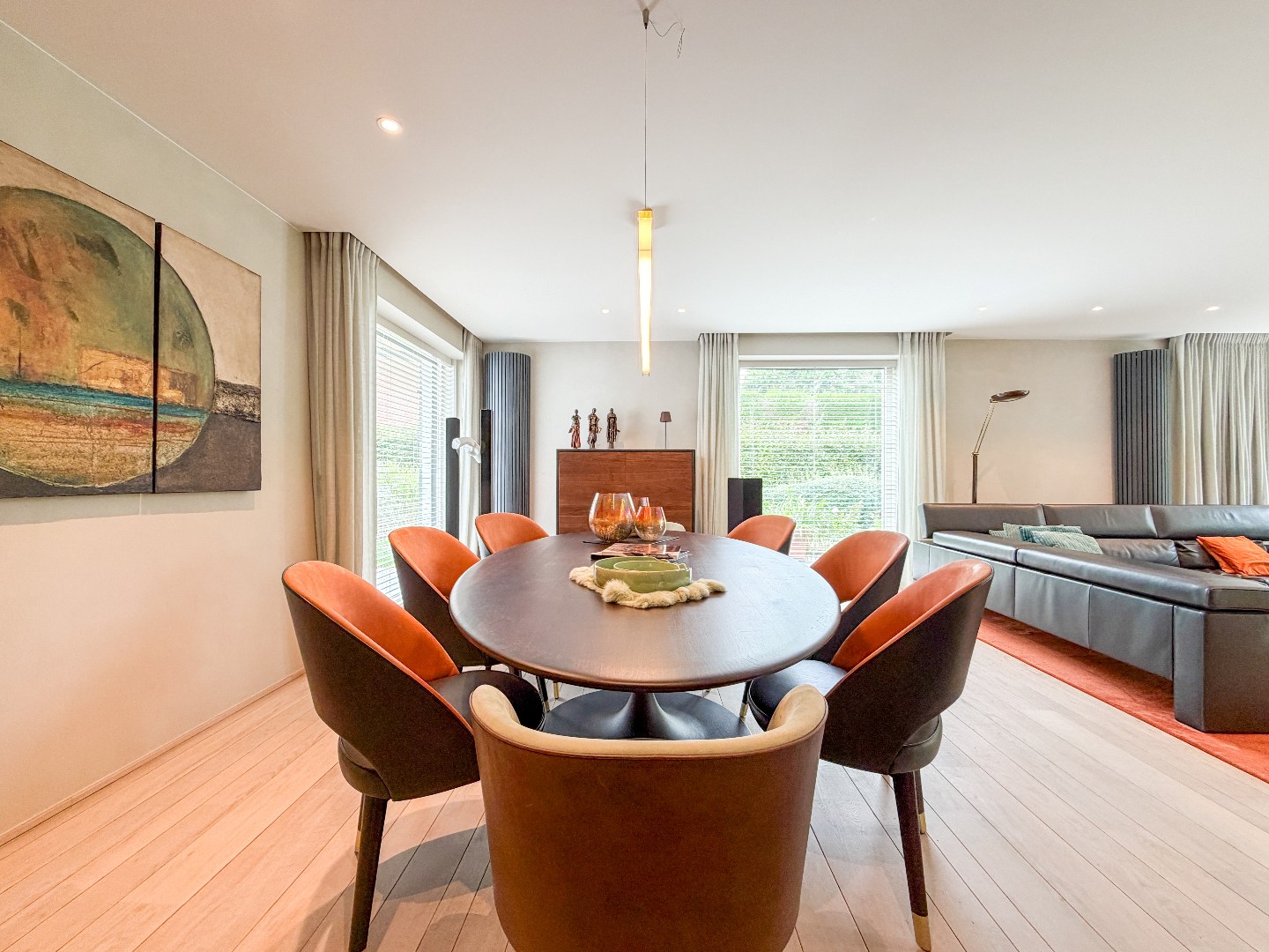 Ruime villa met prachtige tuin en hoogwaardige afwerking, perceel van 1891 m², rustig gelegen te Torhout 