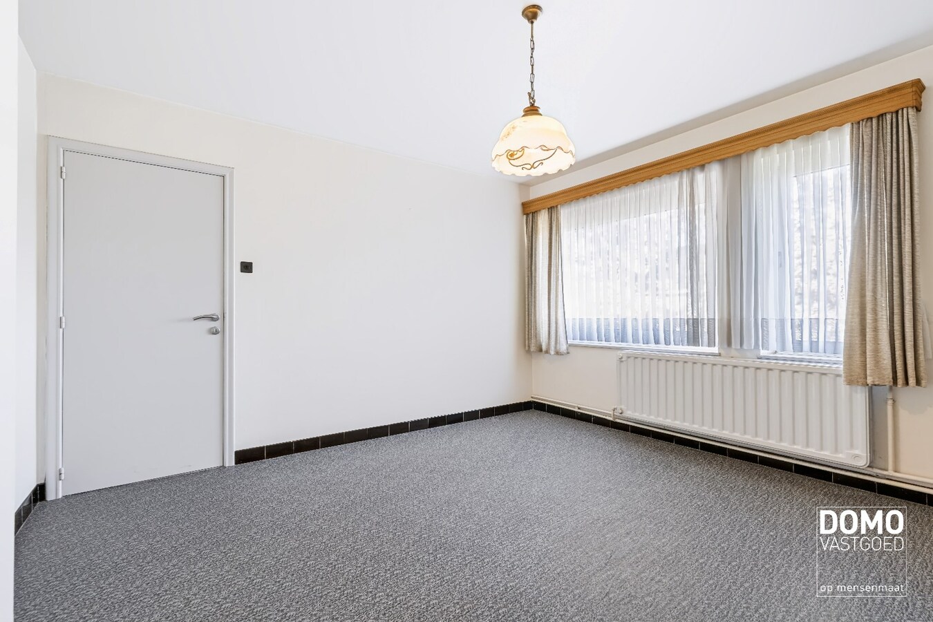 Zeer goed onderhouden woning op 9 are met potentieel 