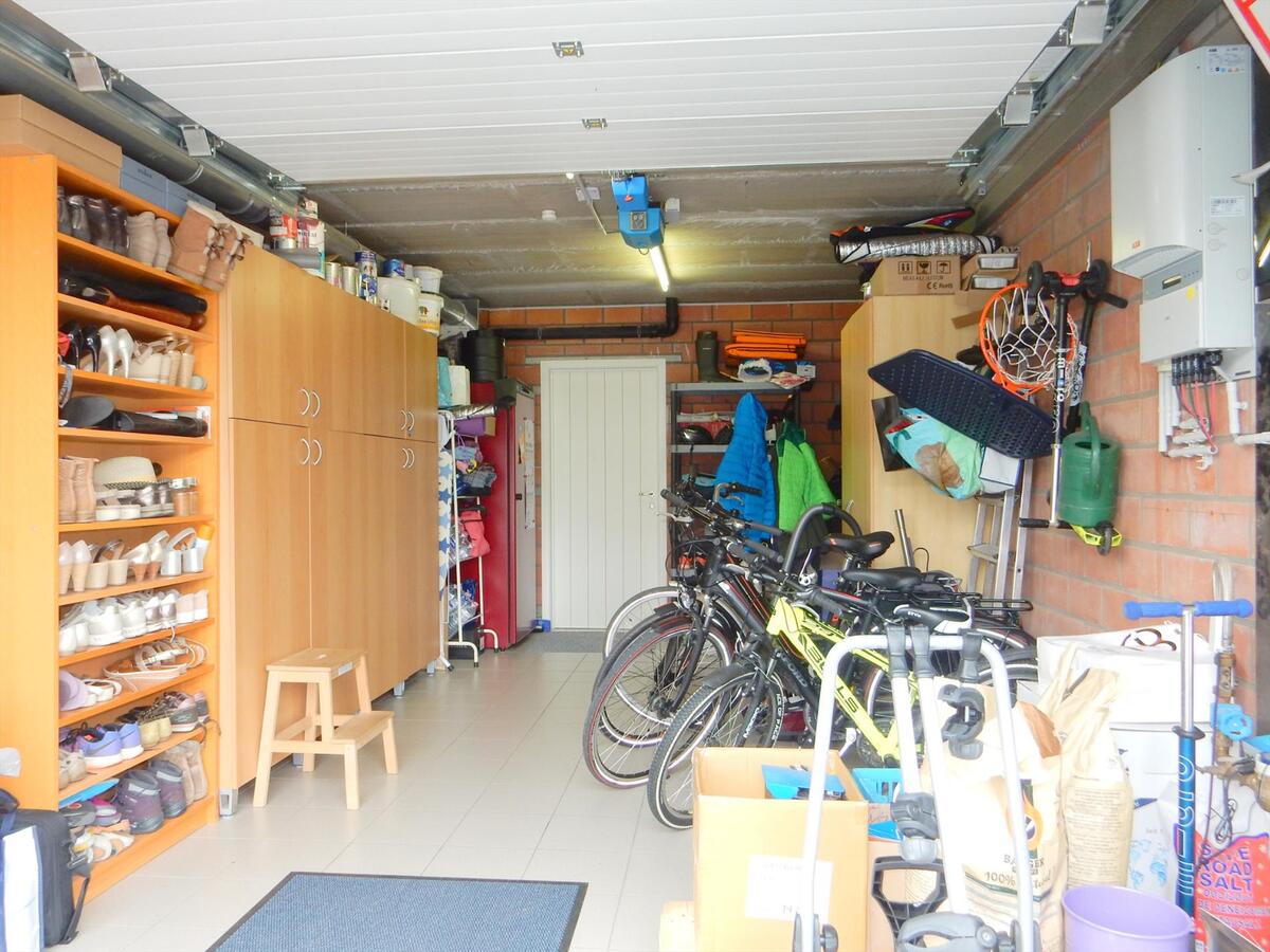 Prachtige recente villa te Aartrijke 