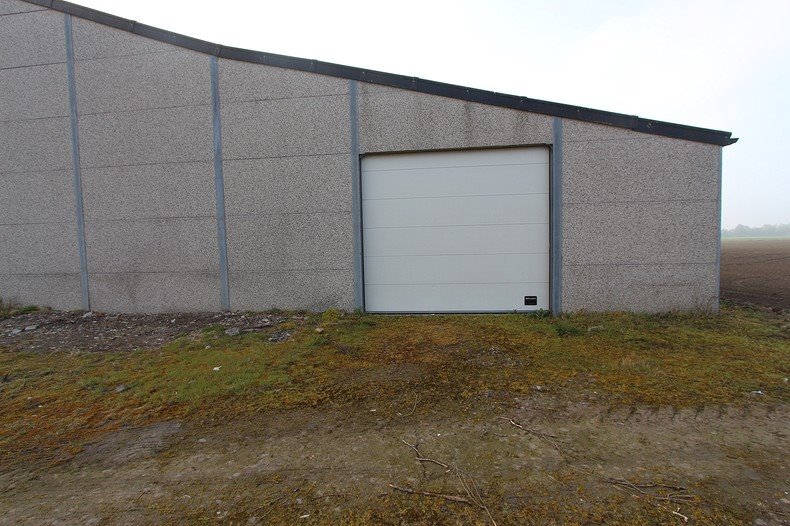 Verhuurd opslagruimte - Leke