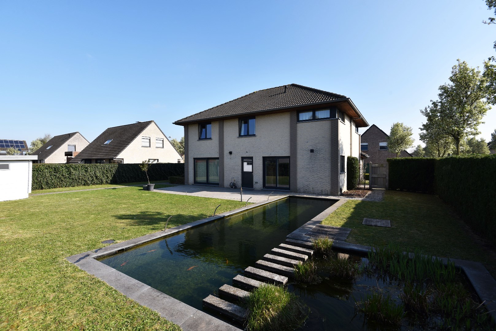 Villa 3 slpks, tuin en garage rustig gelegen te Eeklo 